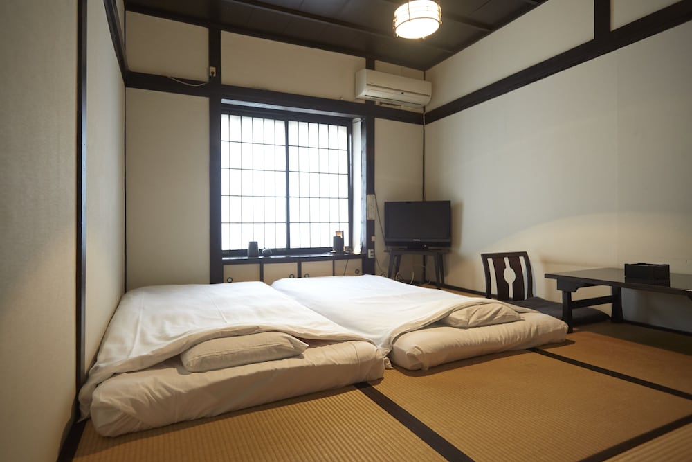 Takeyaso Inn