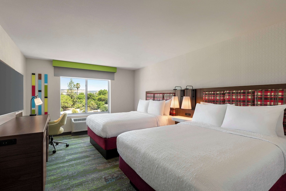 Hampton Inn  Suites Oroville - Property Image 21