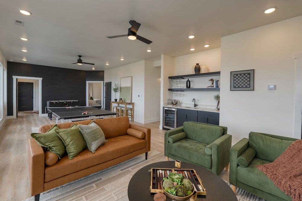 Whiskey Ridge - Avantstay Panoramic Views Infinity Pool Hot Tub Game Room