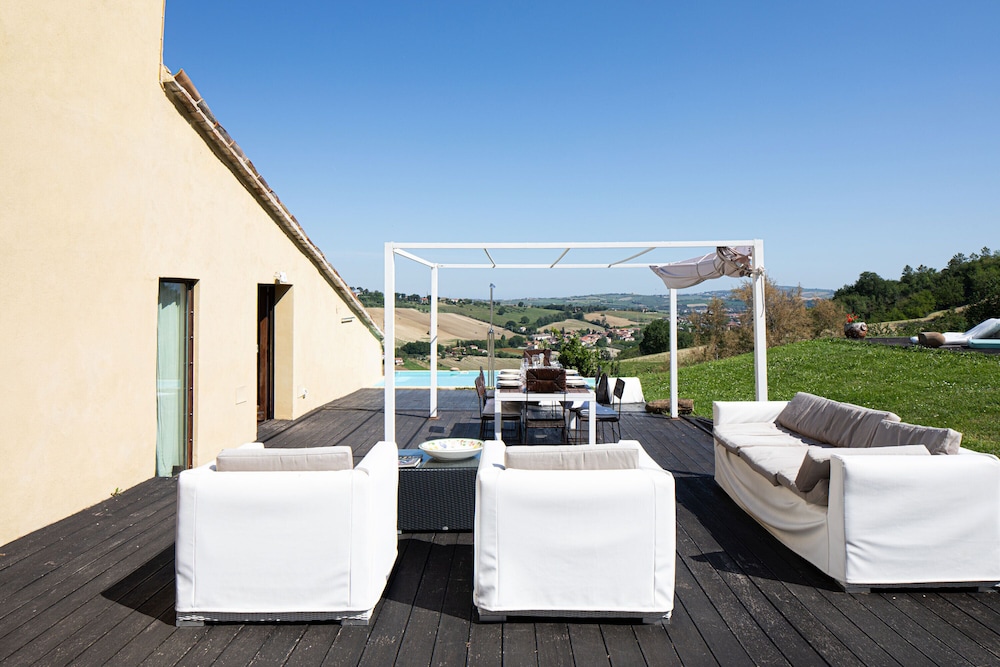 3998 Villa Dell`arte by Barbarhouse view 5