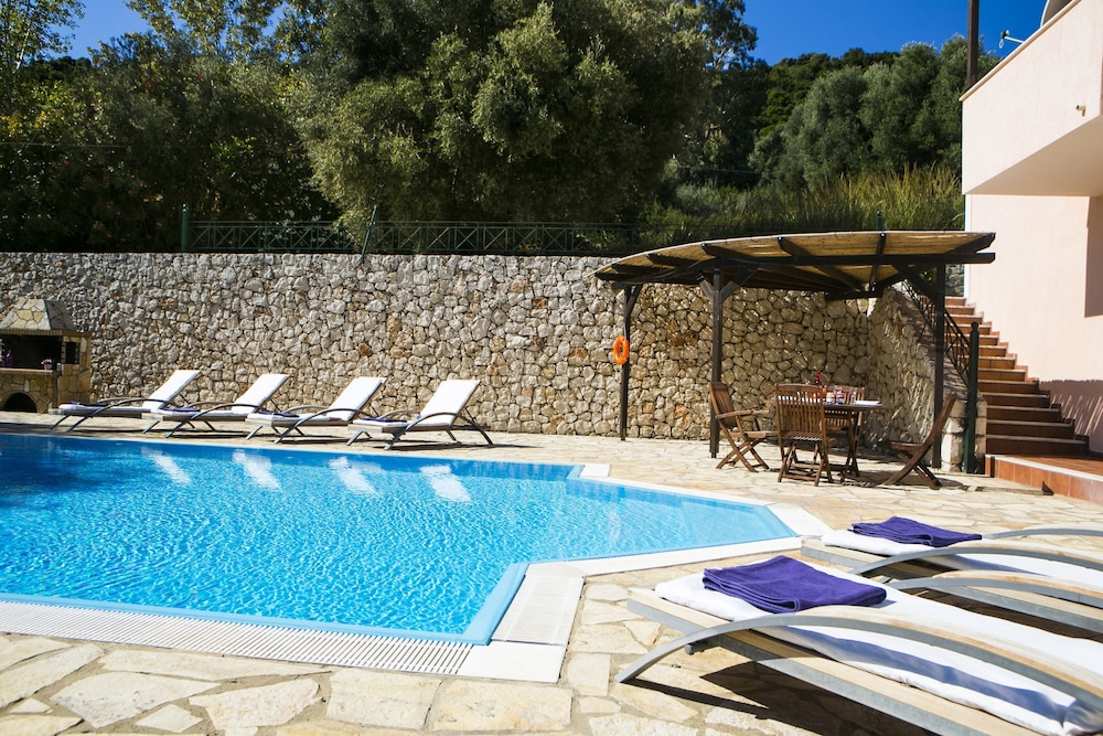 Villa Alexandra in Kato Katelios