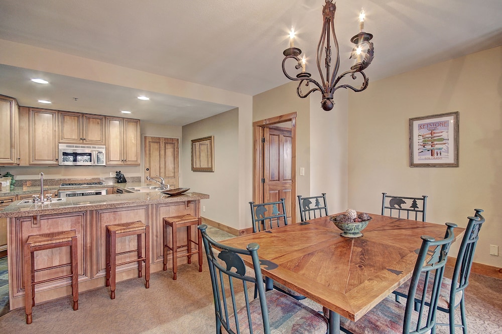 3069 Timbers 2 Bedroom Condo by RedAwning