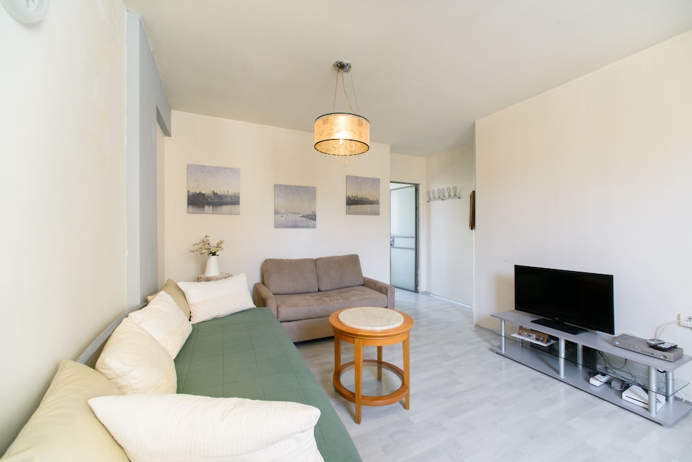 Apartment - Tel Aviv