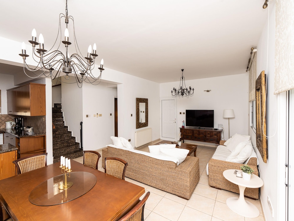 BLUET Seaview Villa DPSA01