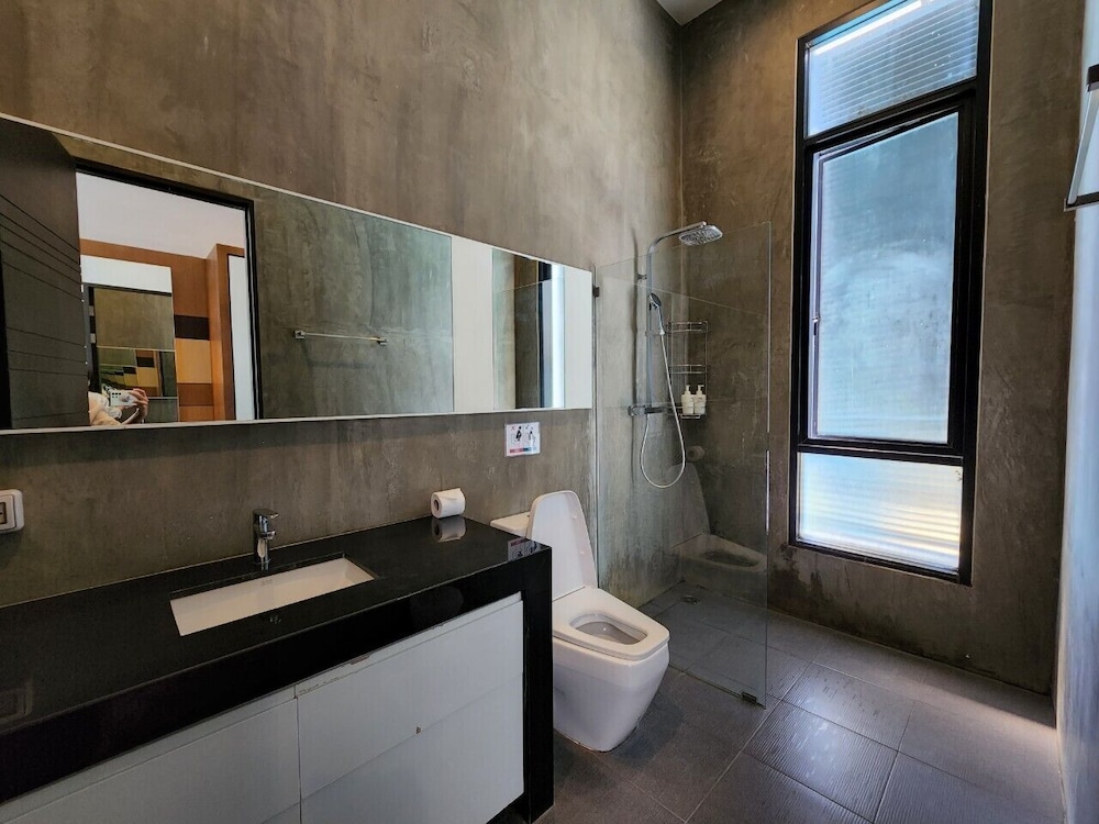 WE by Sirin Pool Villa Huahin