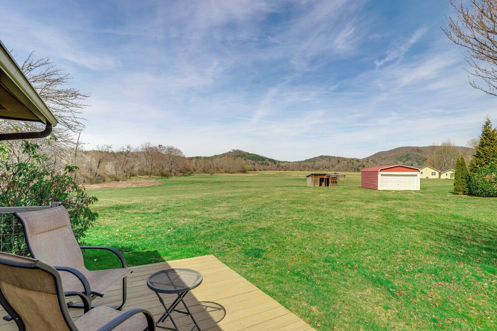 River Access & Gorgeous Views: Pisgah Forest Home!