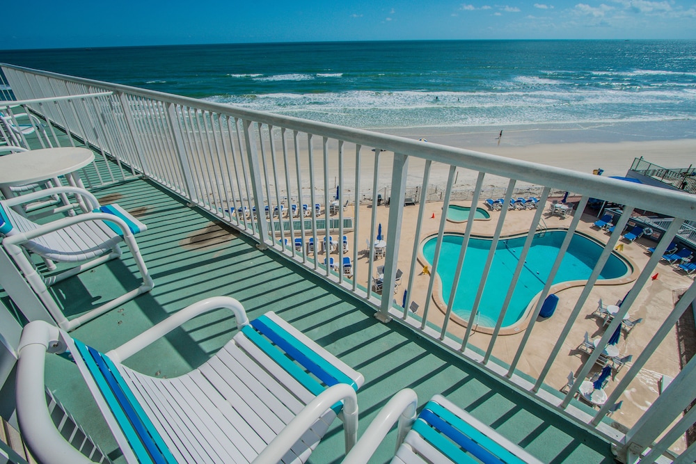 Sea Club IV