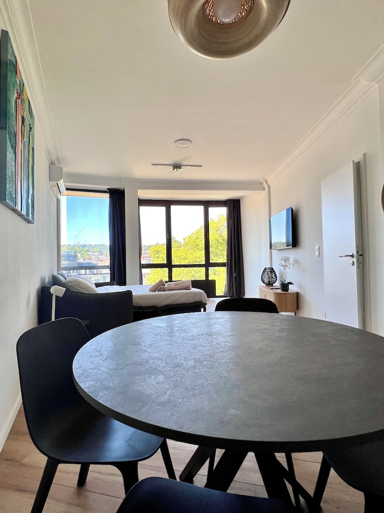 Cozy fully equipped center Liege for 4