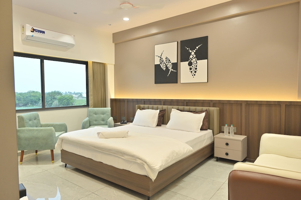 Plumeria Hotel