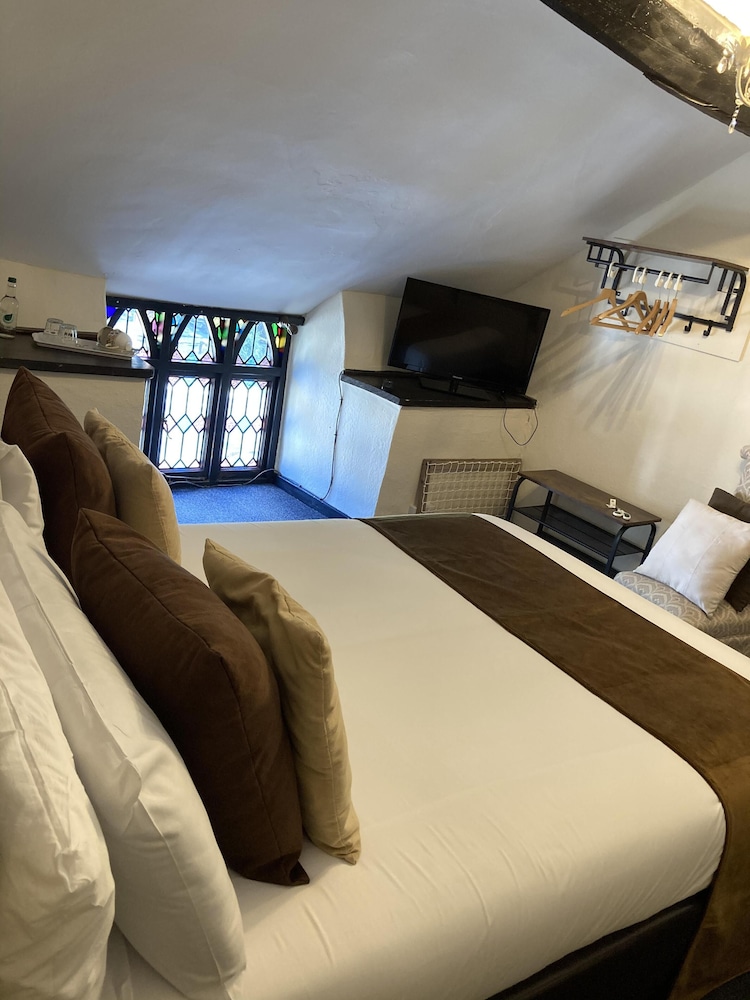 The Cridford Inn