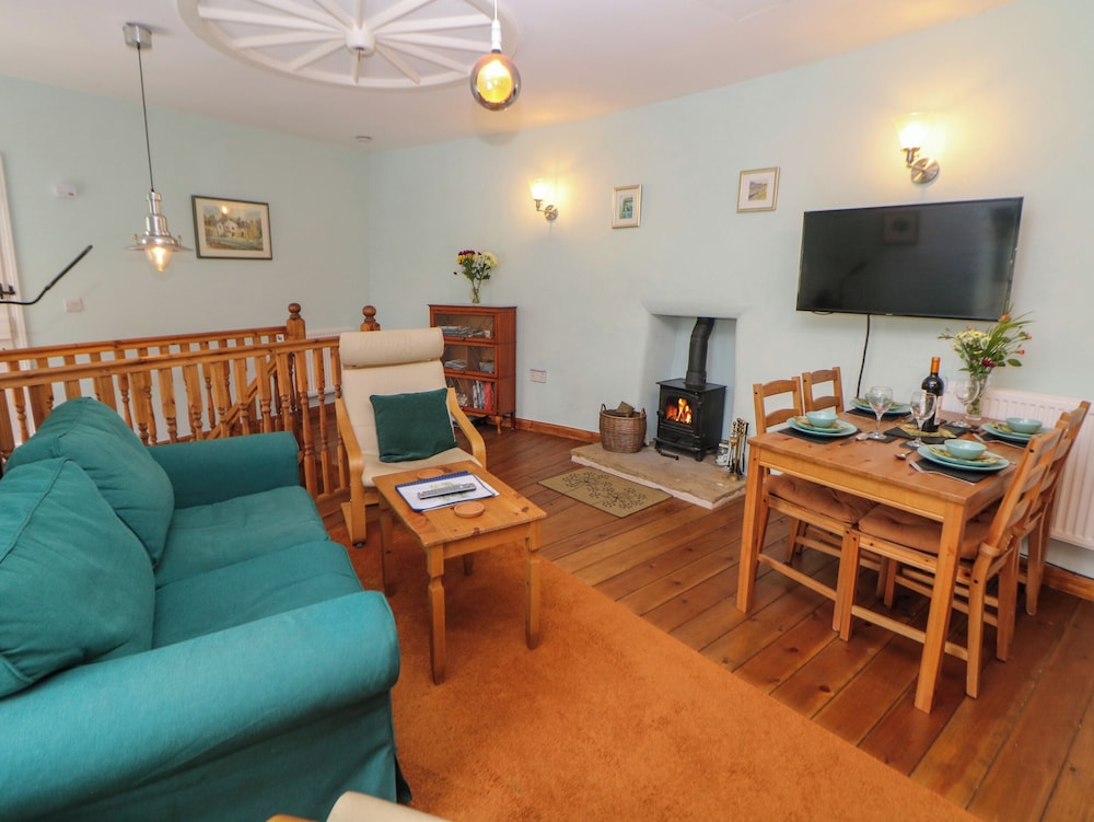 Lyndale Cottage