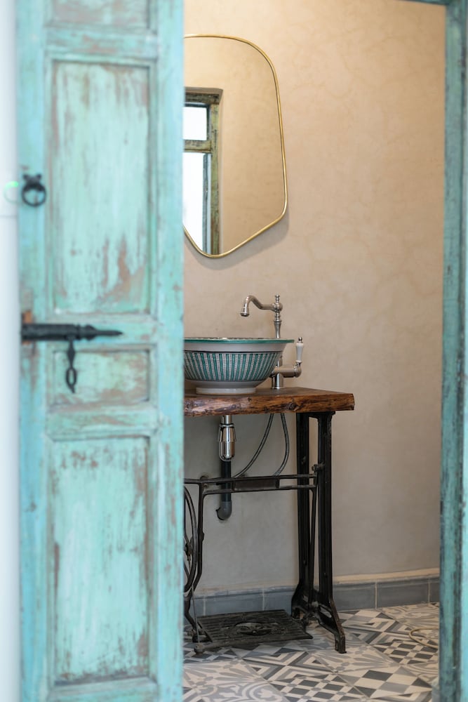 Riad Lamalika