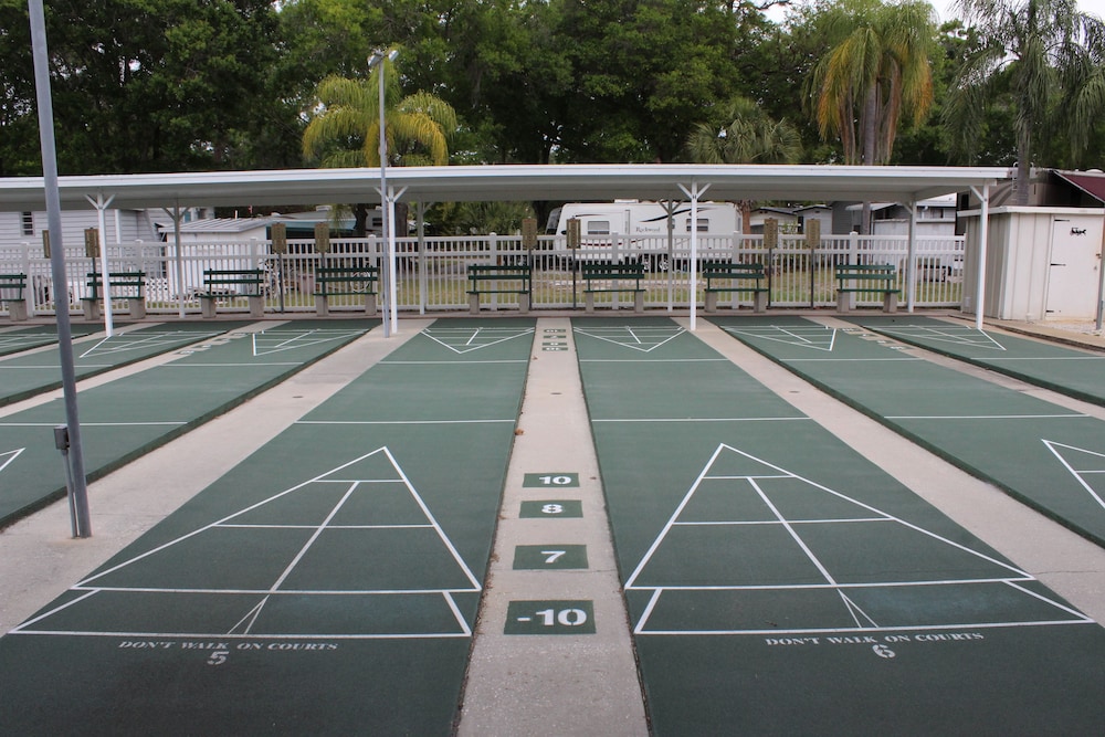 Horseshoe Cove RV Resort