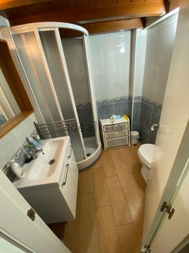 airbhouse private rooms & apartments