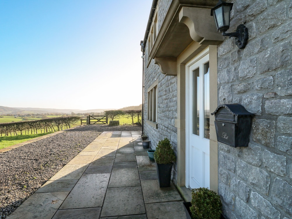 Lower Cowden Farm
