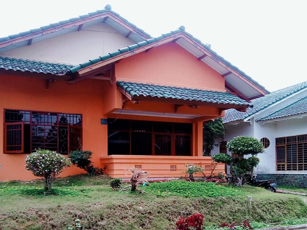 Villa Private Puncak