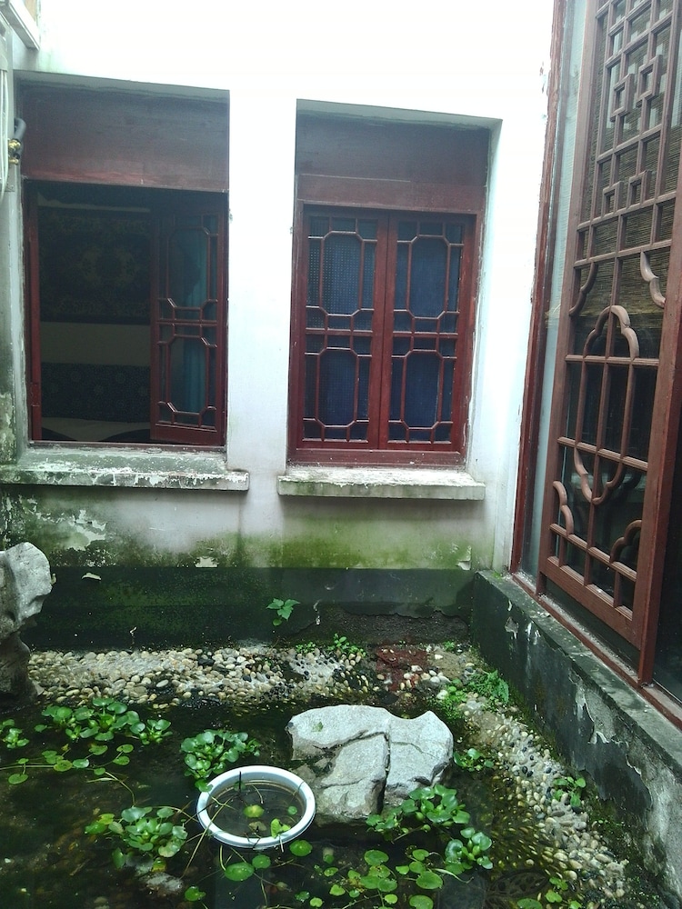 The Glanceback Garden Guest House