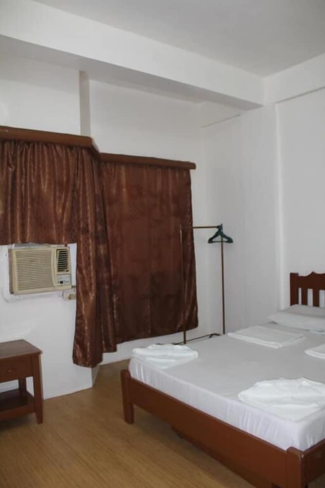 Coron Village Lodge