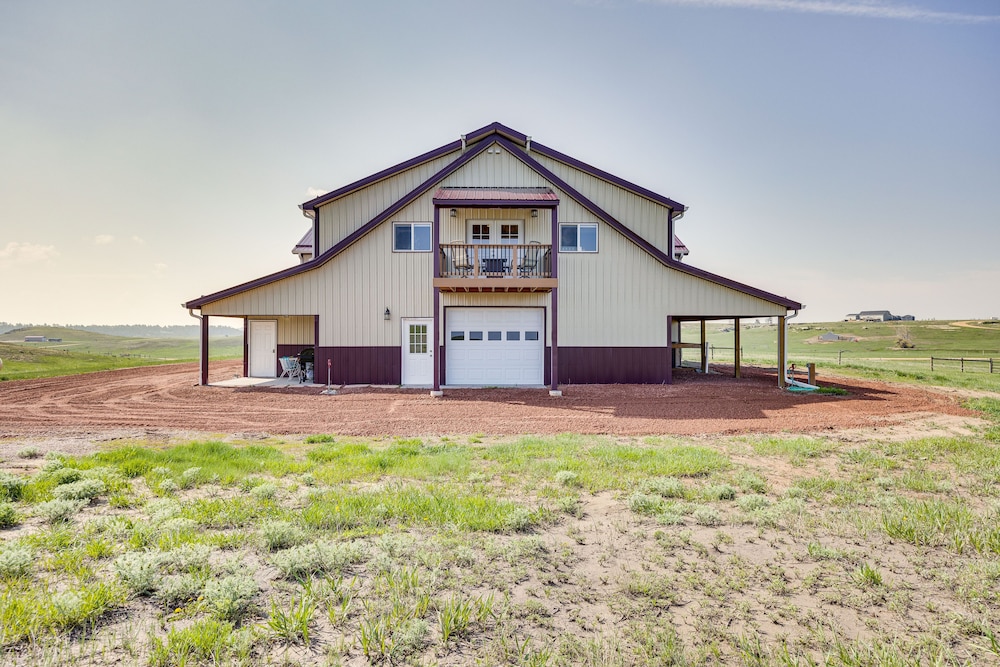 Mountain-view Colorado Getaway on 40 Private Acres view 4