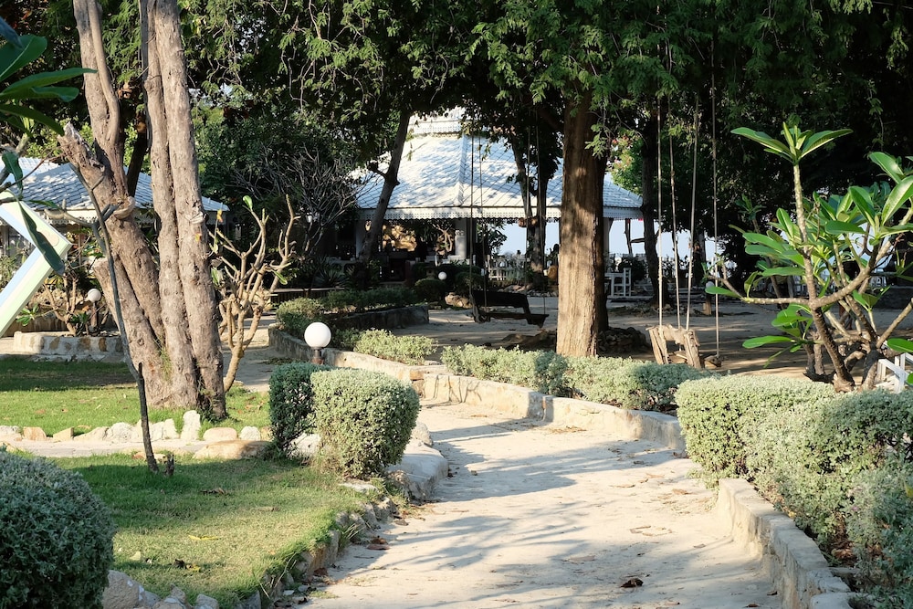 Nimmanoradee Resort