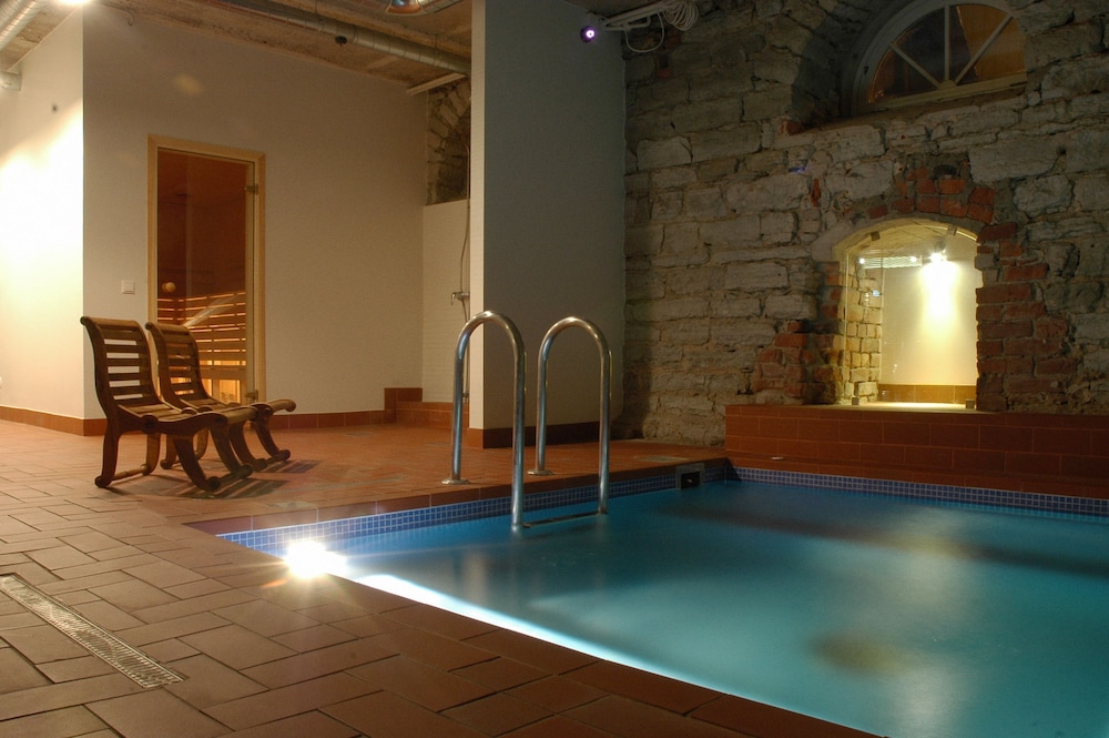Tallinn Vacations - Fat Margaret's Hostel - Property Image 17