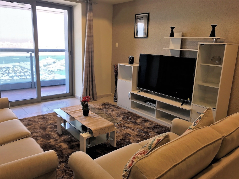 Yanjoon Holiday Homes - Princess Tower