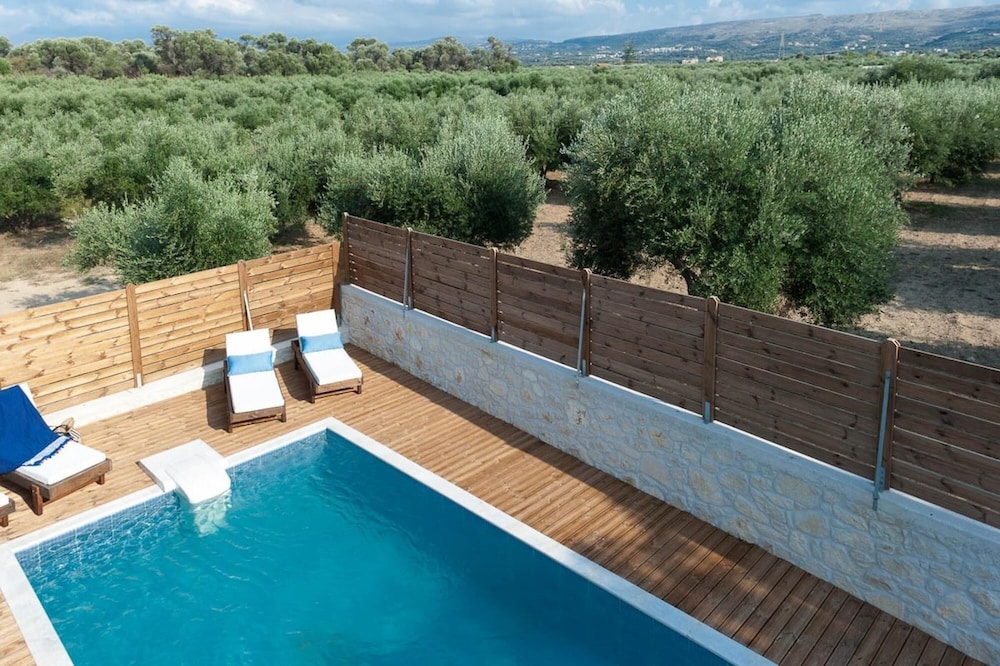 Villa Vera - With Private Pool Jacuzzi