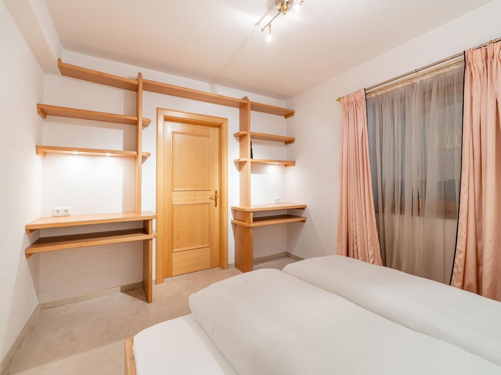 Charming Holiday Home in Maurach am Achensee