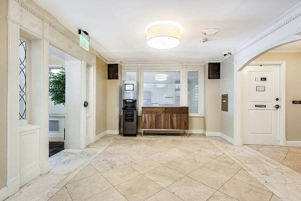 Prime Alexandria Location Corporate Apt