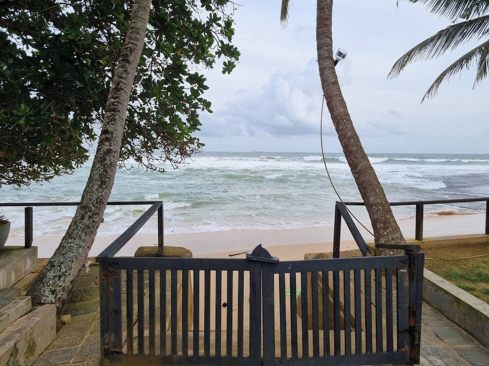 Marleys Beach House