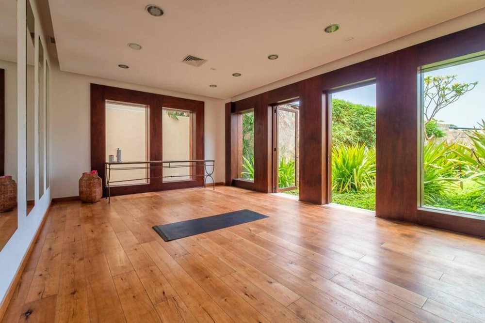 Celeste Curamoria Collection 3BD Ocean View