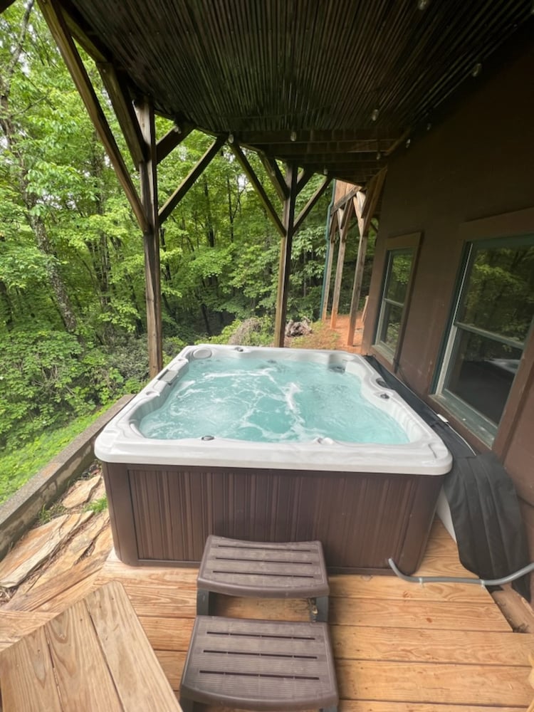 Bair Necessities relaxing Cabin
