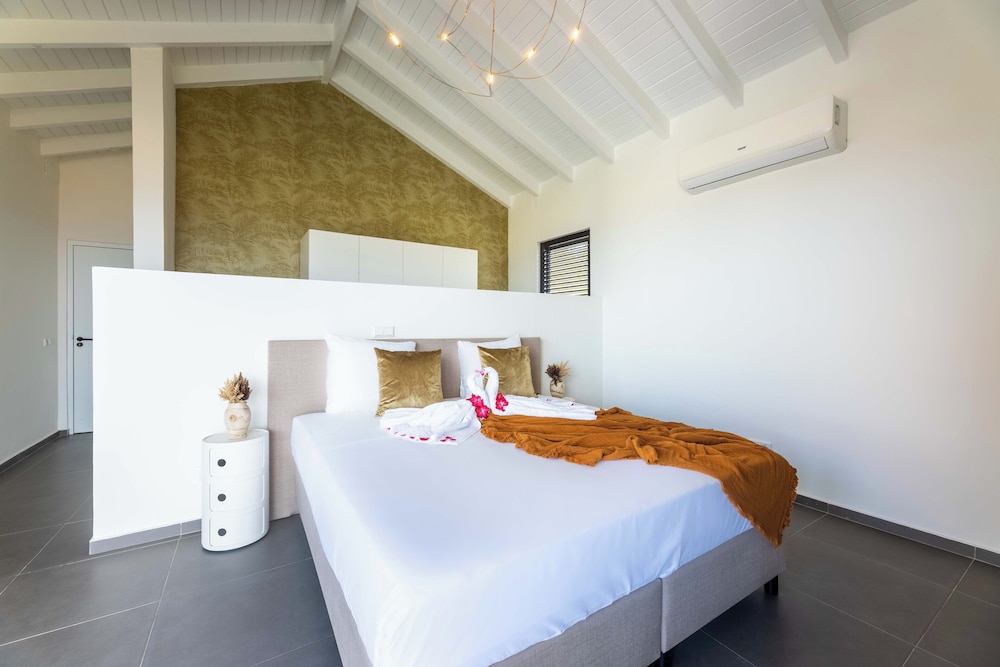Coral Estate Holidays