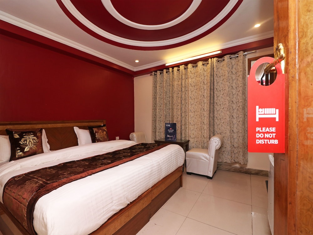OYO 13654 Krishiv Residency