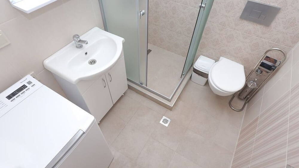 Stay Inn on Koghbatsi Str. 16
