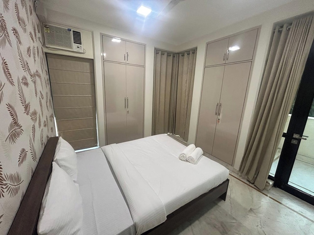 Metrolink Apartment & Suites-Green Park