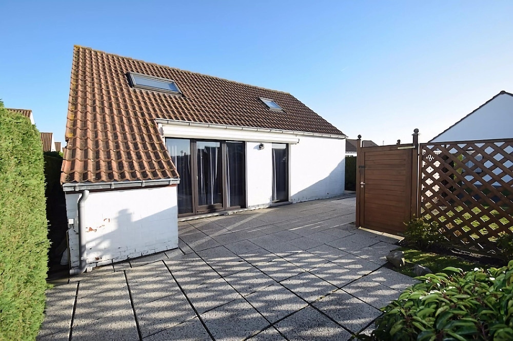 Holiday Home in De Haan With Garden