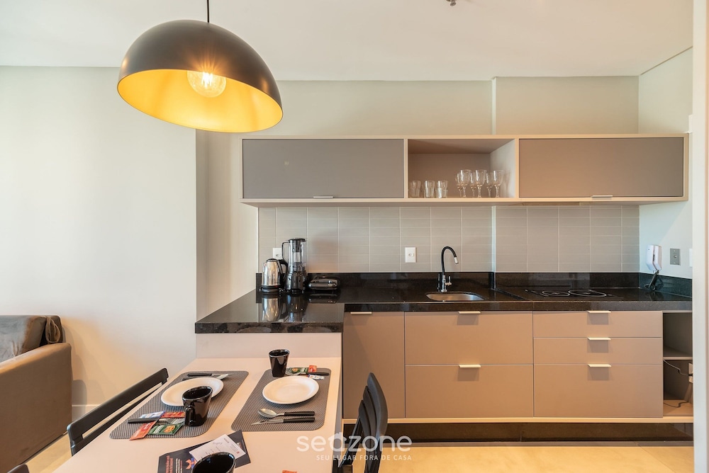 MHF II Apts Variados em Prédio com Vista para o Mar em Itapema