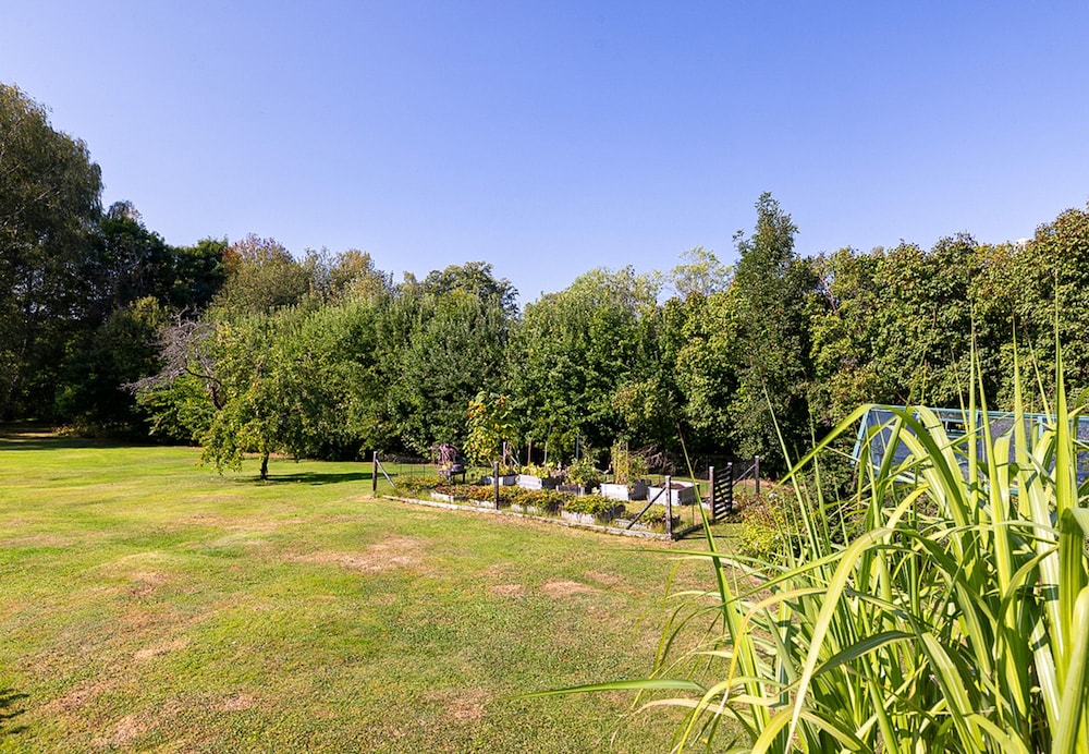 Dream Location With Lake View Near Brohof-golf