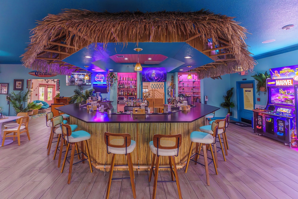 Island Oaks RV Resort