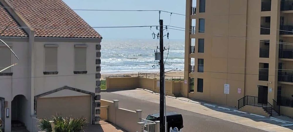 3rd Flr Beachview Luxe - Elevator - Pool - BBQ