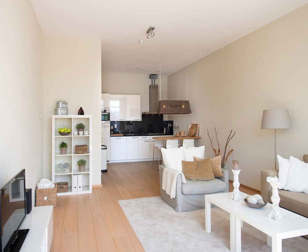 Apartment, Near the Beach and the sea