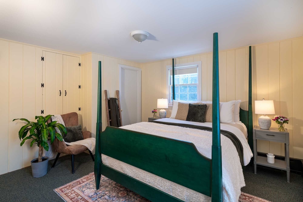 Tucker Hill Lodge
