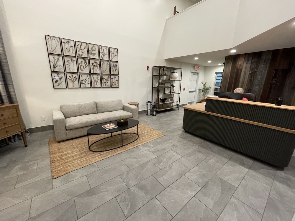 Pittsburgh Vacations - Foxburg Inn - Property Image 2