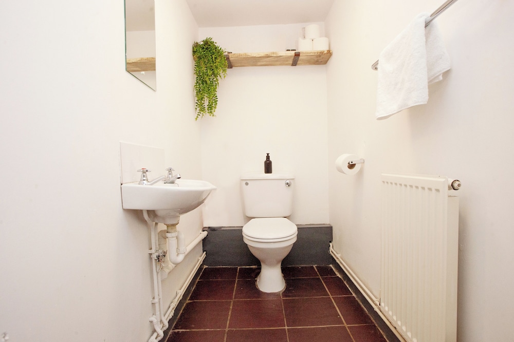 higgihaus 107 Sleeps 4 Monday - Friday