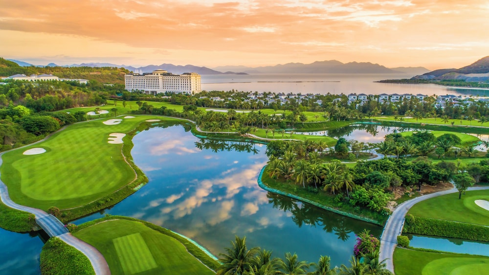 Luxury Marriot Resort & Spa - Nha Trang