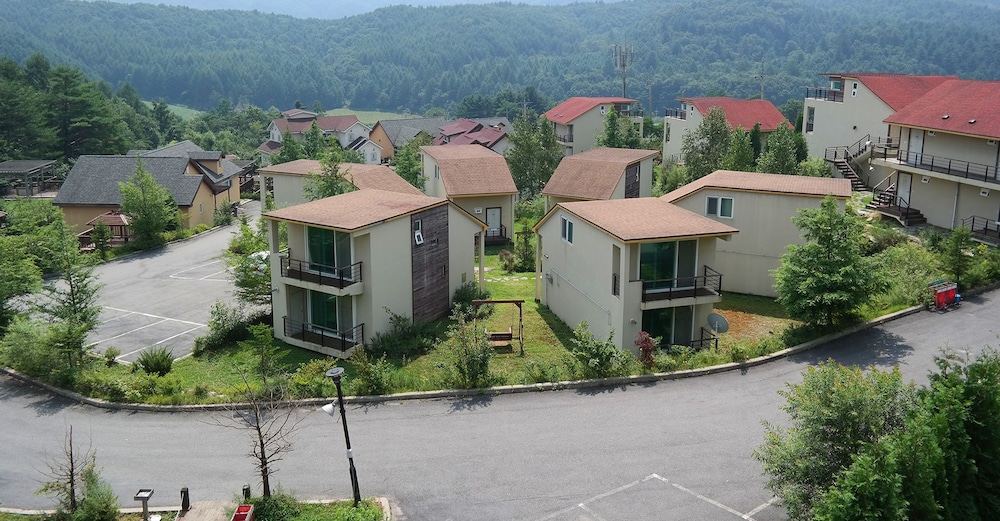 Club Olympia Pension & Resort