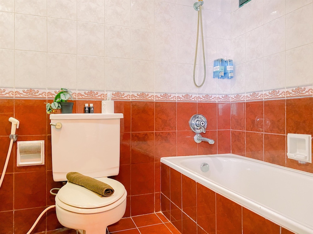 Best Place And Spacious 3Br At Sudirman Tower Condominium Apartment