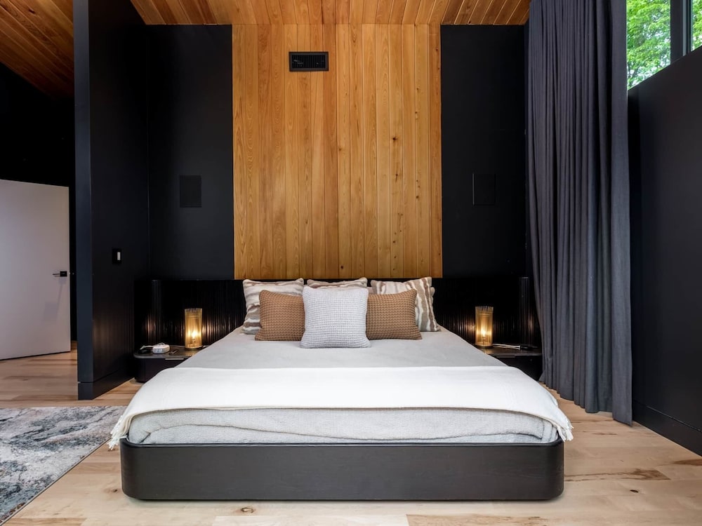 Luxury Home - The Retreat House