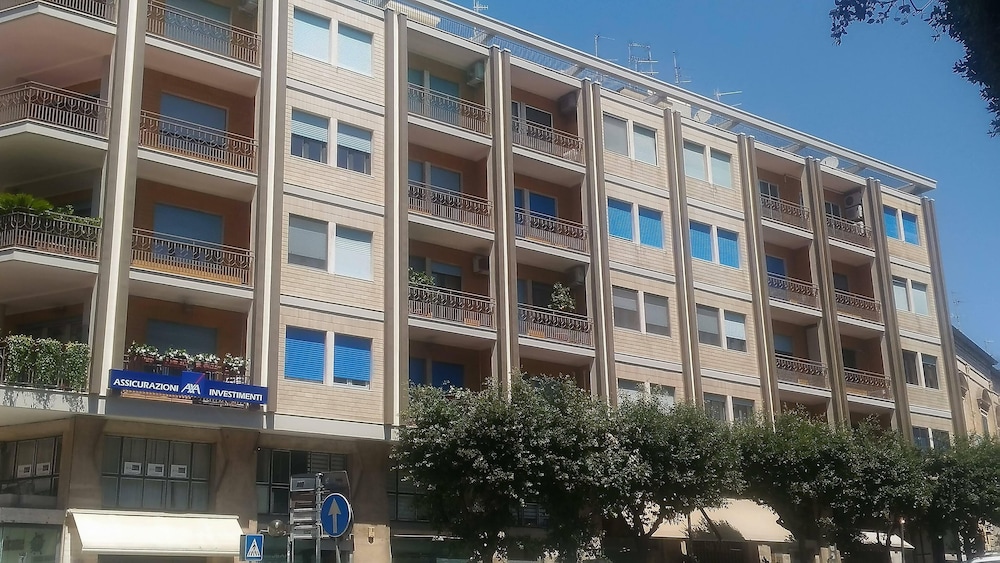 Central Domus